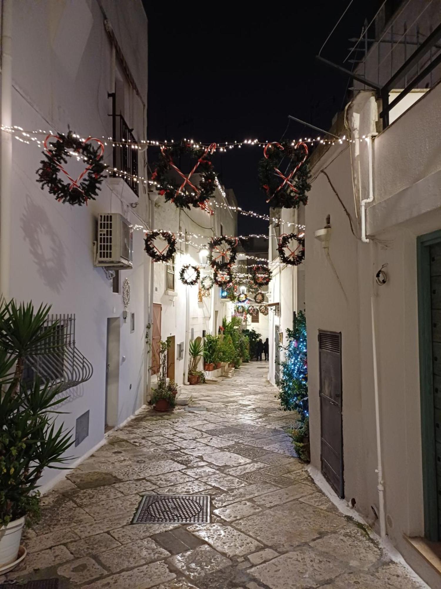 Antoniette-Dimorepugliesi Mottola Bagian luar foto