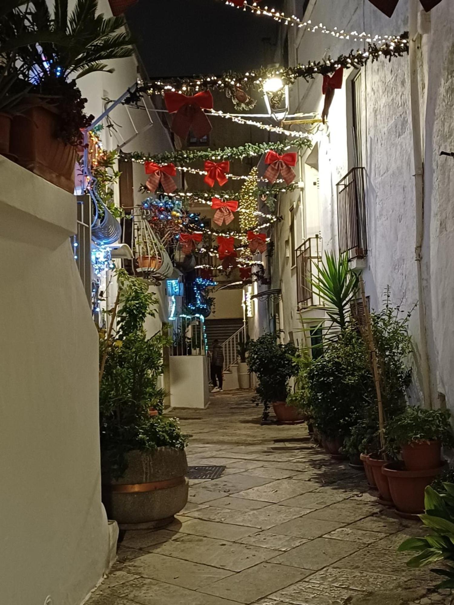 Antoniette-Dimorepugliesi Mottola Bagian luar foto